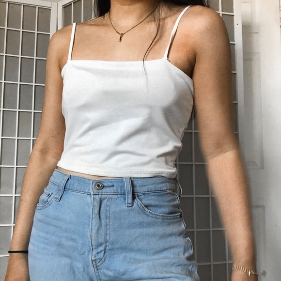 White Crop Tank - Picture 2 of 3